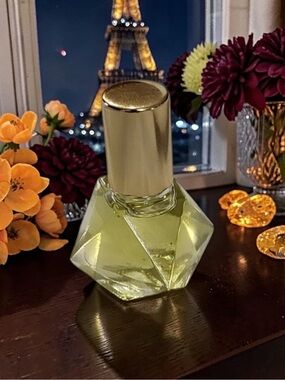 Orchid & Vine Aromatherapy Luxurious Body Oil Scent Roller Midnight Dahlia